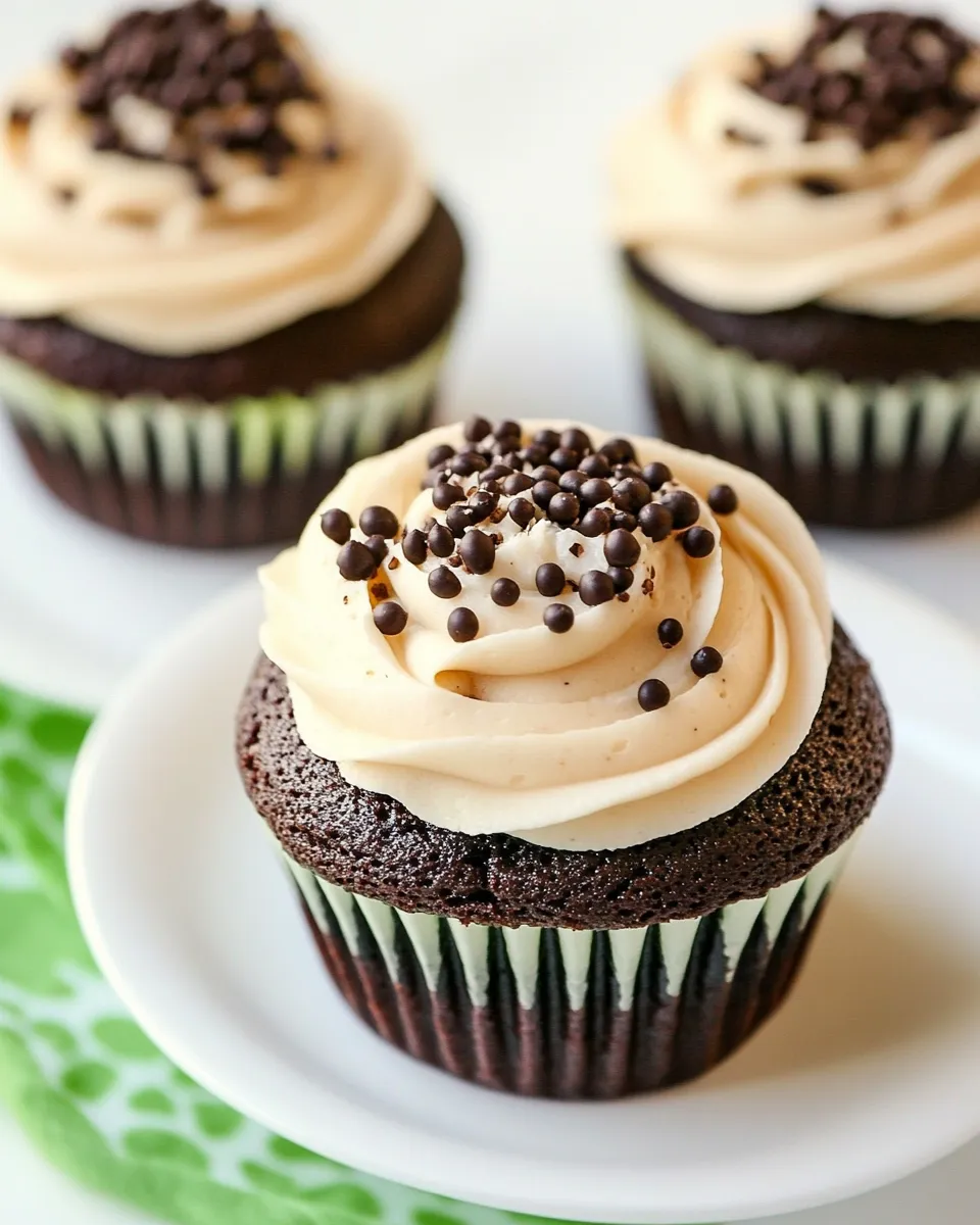 Easy Black Pearl Cupcakes food shot